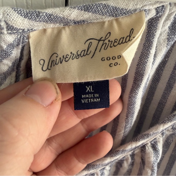 Universal Thread linen blend striped romper size XL - Picture 5 of 7